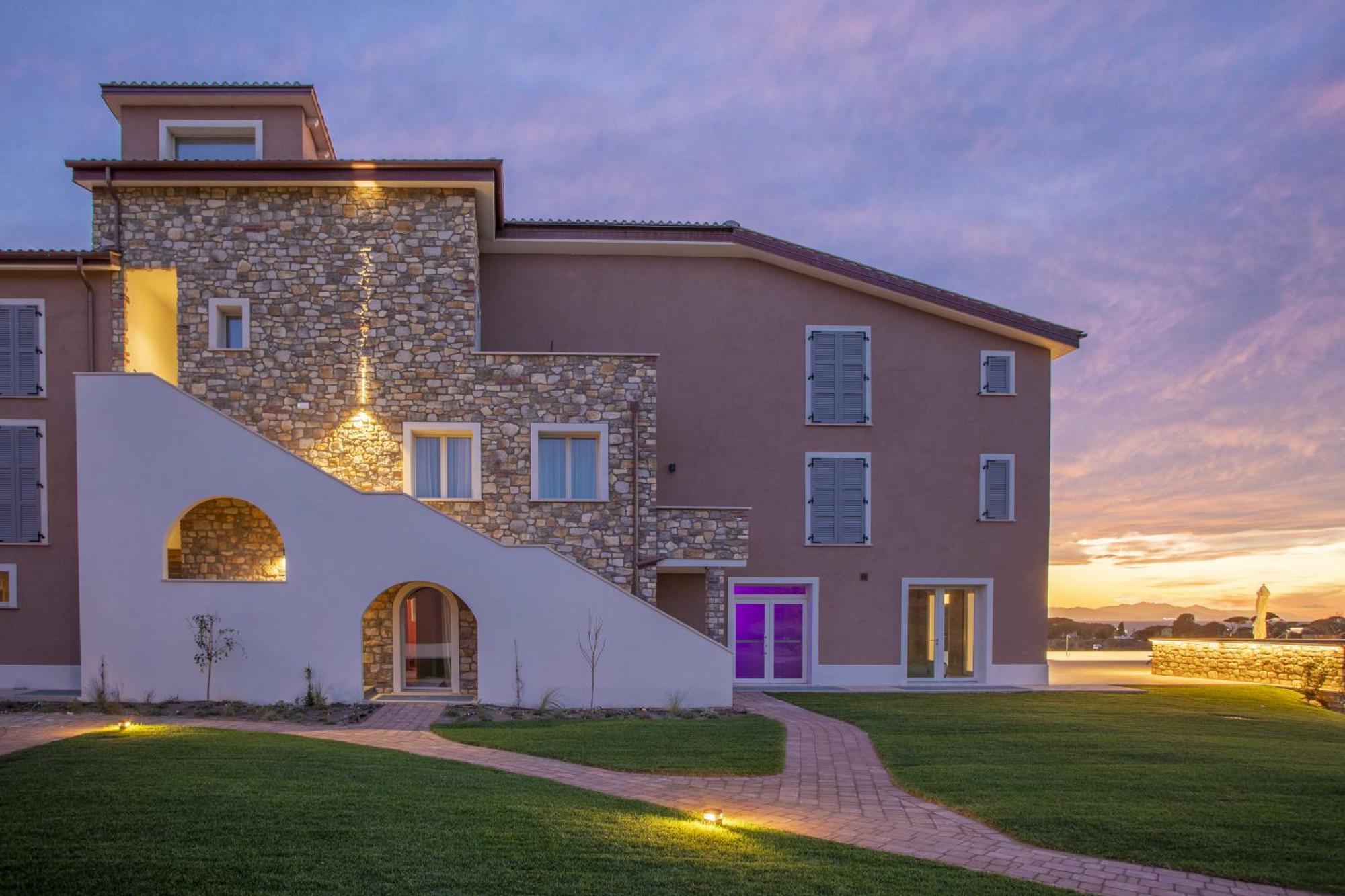 Riva Toscana Golf Resort & Spa Follonica Extérieur photo